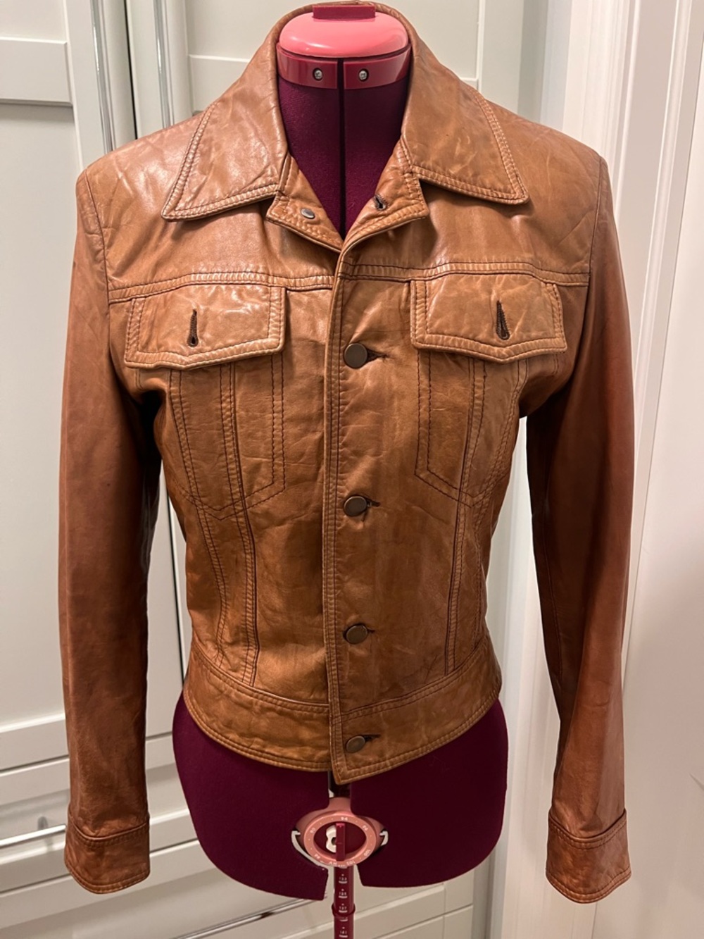 Vintage 1970s BLACK SHEEP 100% Genuine Leather Tailored Canada Moto Jacket Small - Picture 2 of 16